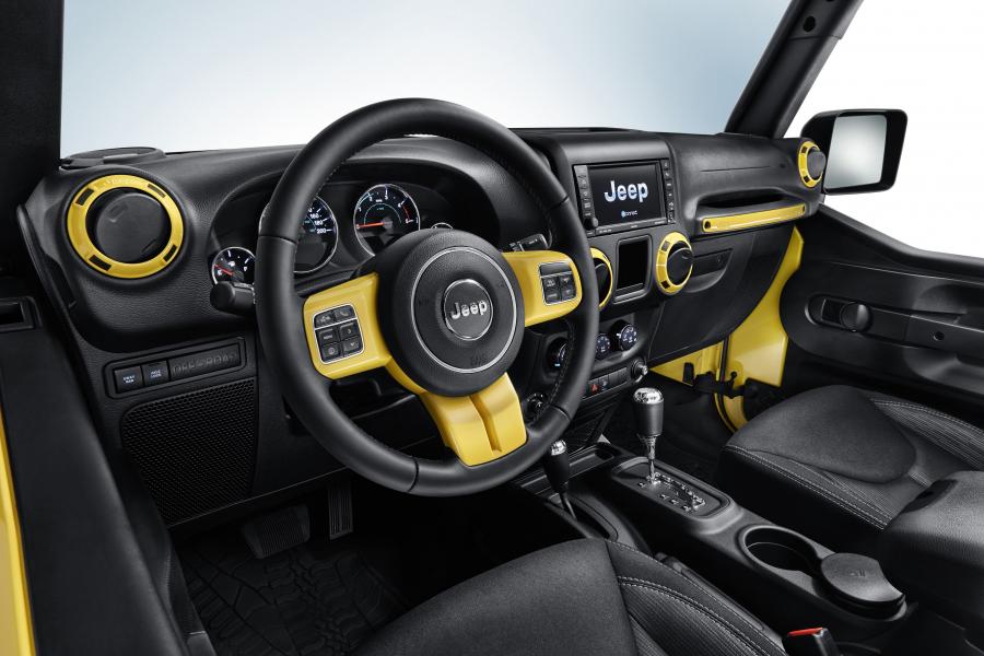  Jeep Wrangler Rubicon Rocks Star 2015 года  (фото 3 из 5)